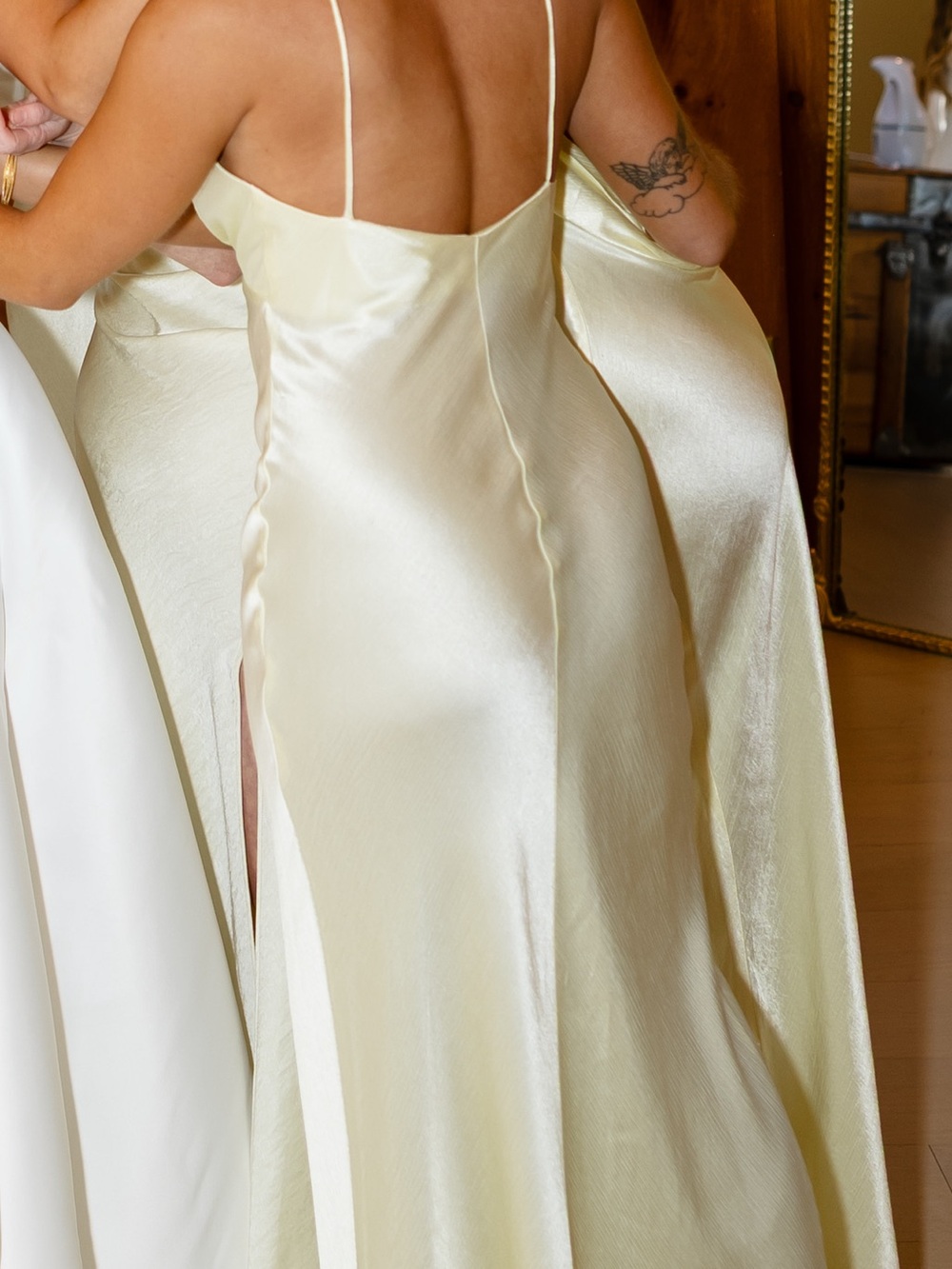 Bec & Bridge Pale Green Satin V-Neck Maxi Dress - Picture 5 of 6
